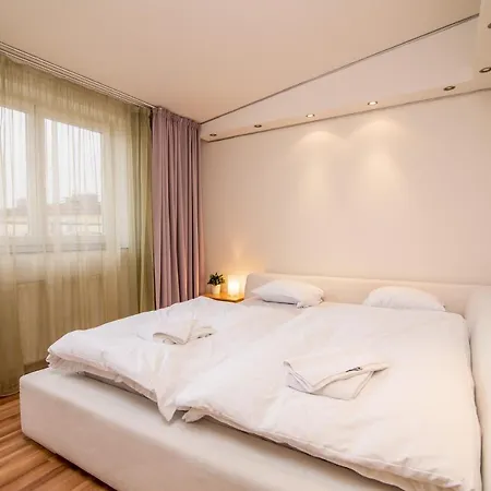 Holiday home Sunset Flat With Balcony #39